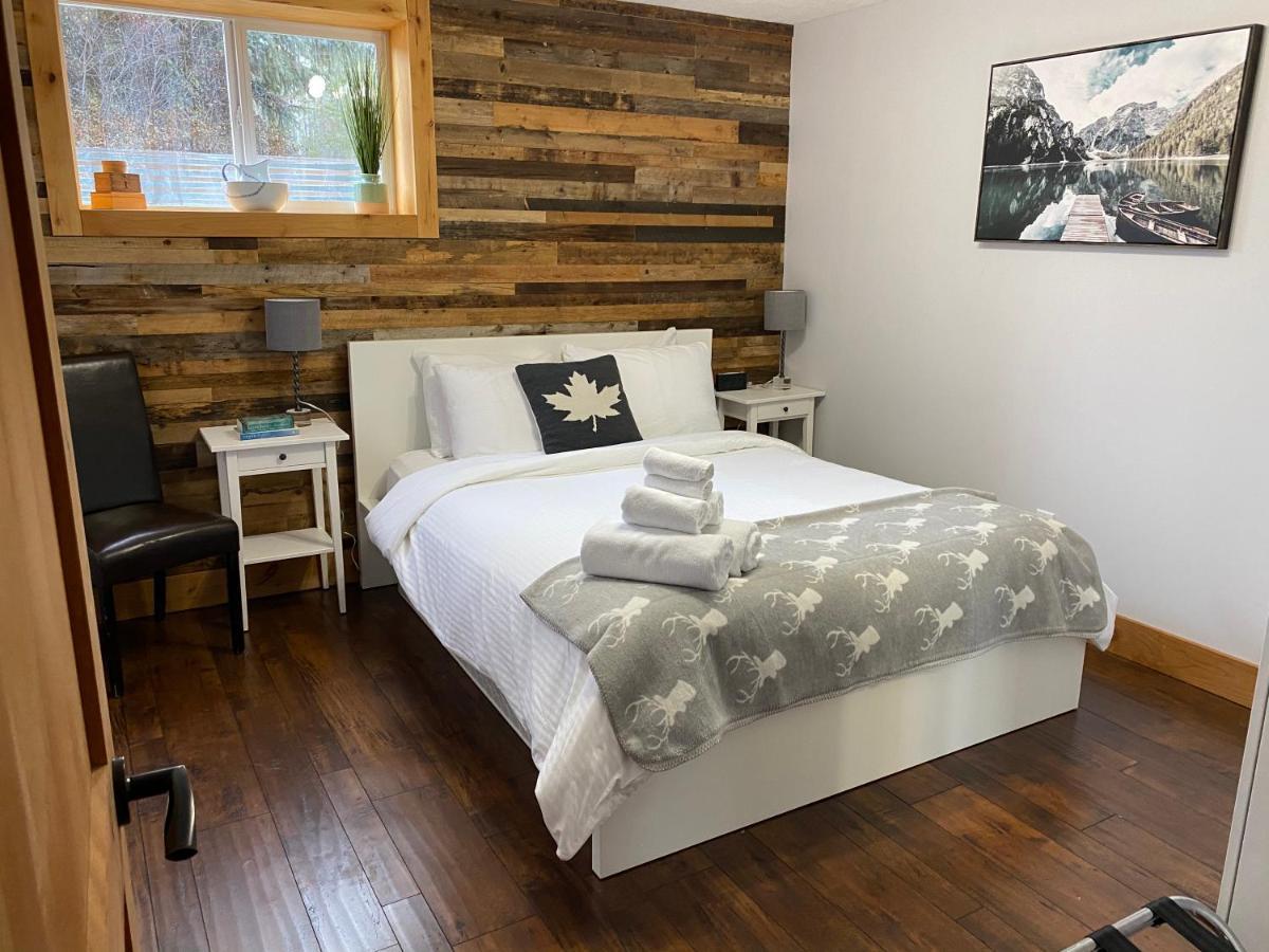 Journey'S End - 2 Bed 1 Bath Suite Golden Exterior foto